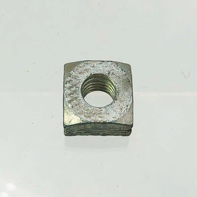 Tuerca Lawn-Boy 602677 OEM nueva stock antigua suelta Foto 1 de 4