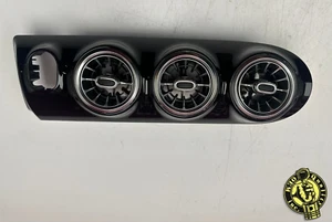Mercedes Clase A CLA 2020-2023 consola central rejilla de ventilación de aire trasera moldura OEM 49 k - Imagen 1 de 10