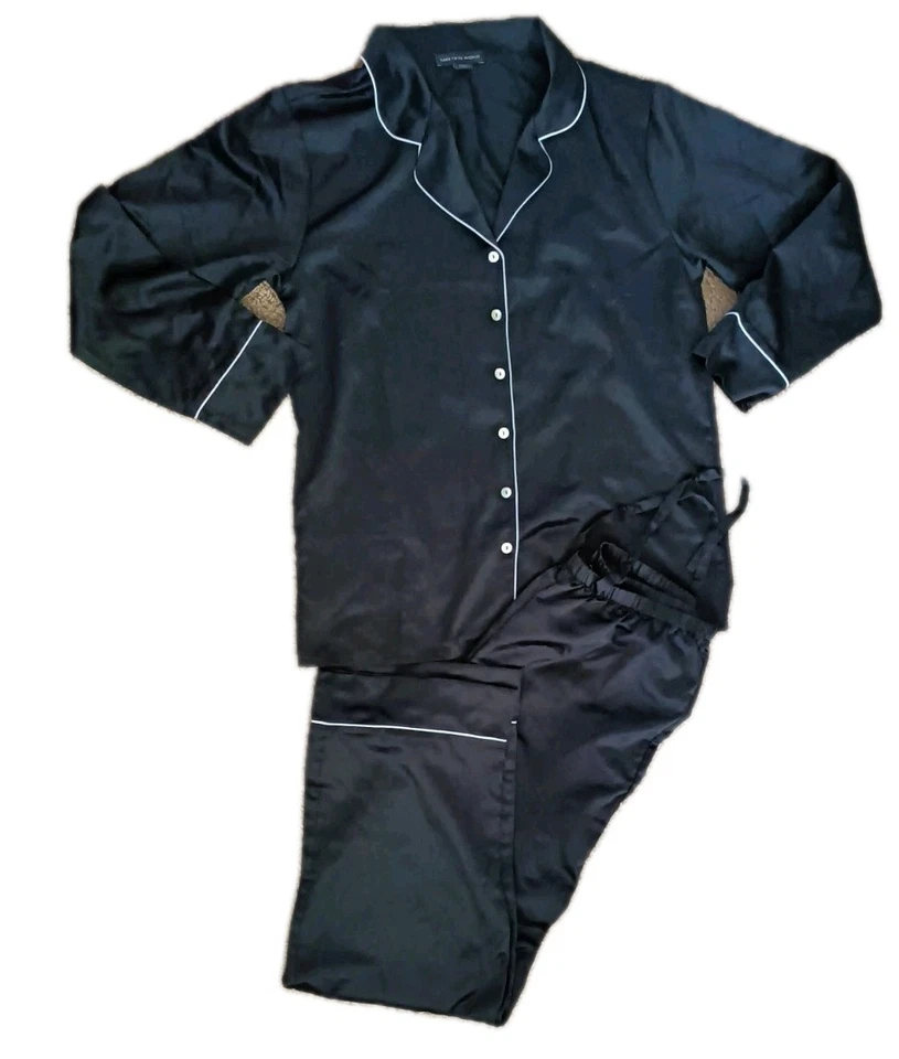 Conjunto de pijama satinado Saks Fifth Avenue para mujer mediano negro manga larga clásico  Foto 1 de 4