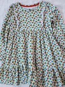 Mini Boden Girls White With Floral Dress Size 5-6 Preowned - Picture 1 of 5