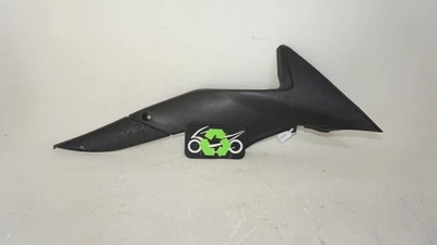 Cubierta de cuadro delantero derecho 2019 17-24 Suzuki SV650 308526 original OEM Foto 1 de 4