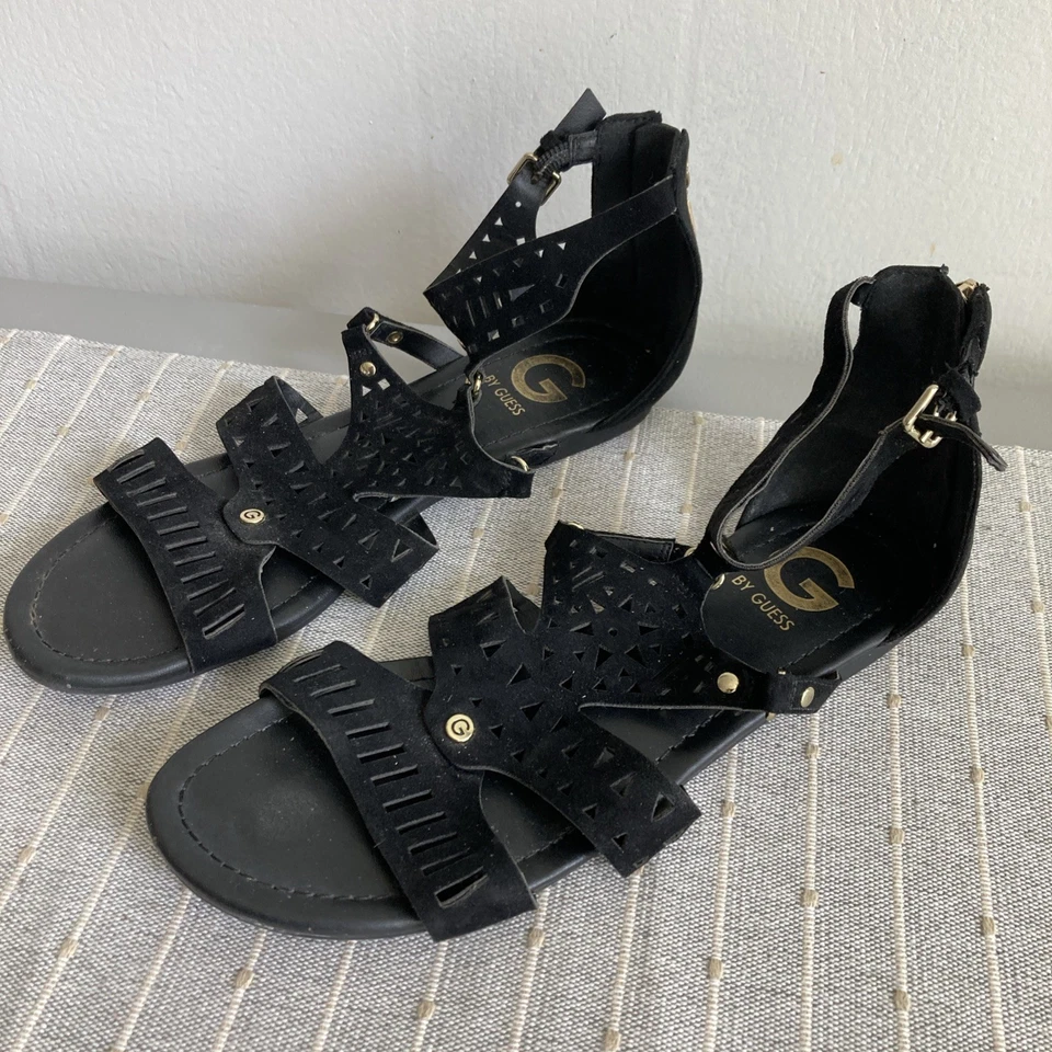 Sandalias Gladiador G by Guess con Tiras Negras Imitación Gamuza Cuero Verano Playa 7M Foto 1 de 4