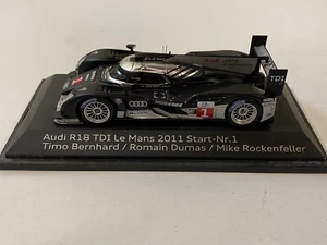 Audi R18 TDI quattro Le Mans WEC 2011 Bernhard Dumas #1 1:43 1/43 24h - Imagen 1 de 3