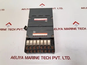 IDEC IZUMI PFJ-T081U 8-Relay output Unit FA-1J 5A 220 VAC - Picture 1 of 5