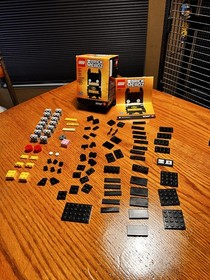 LEGO BRICKHEADZ: Batman 41585 100% Complete Retired Glow In The Dark