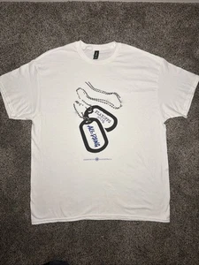 Detroit Pistons 2026 Playoff White T-Shirt Size X-Large All Dawg From 5/5/26 NEW - Afbeelding 1 van 5