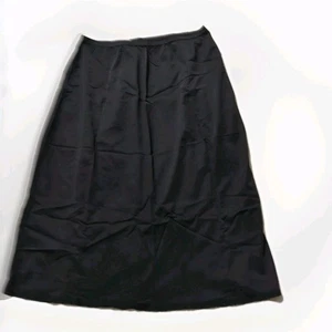 Shadowline Half Slip with Lace Black- Length 23" Nylon - Picture 1 of 8