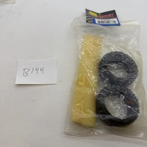 Duratrax Square Block Tires Vendetta St Vintage Rc DTXC9688 - Picture 1 of 1