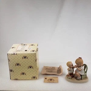 Memories Of Yesterday Kiss The Place And Make It Well 1989 ENESCO 520039 Box+ - Bild 1 von 21