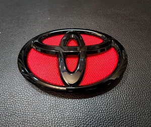 15CM GLOSSY BLACK-RED TOYOTA LOGO EMBLEM BADGE FOR TOYOTA CAMRY 2007-2009 - Picture 1 of 8