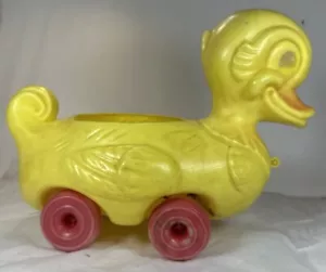VTG Blow Mold Yellow Duck Cart Pull Toy Easter Basket Nursery Shower Decor - Picture 1 of 8