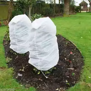 2 x Plant Frost Protection Covers Warming Jackets Bag Fleece Washable 80 x 60 cm - Picture 1 of 3