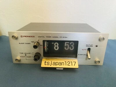 Pioneer PP-215A Digital timer model Alarm Flip Clock Audio Equipment Vintage - Image 1 of 4