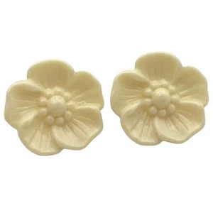 Vintage Avon Ohrstecker creme Blumen leicht feminin Ohrstecker - Bild 1 von 3