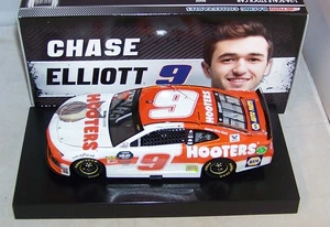 1:24 ACTION 2019 #9 HOOTERS / NAPA AUTO PARTS CHEVROLET CAMARO CHASE ELLIOTT NIB - Picture 1 of 7