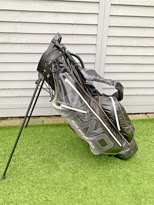 BOLSA DE TRANSPORTE CON SOPORTE DE GOLF IMPERMEABLE SUN MOUNTAIN H2NO Foto 1 de 4