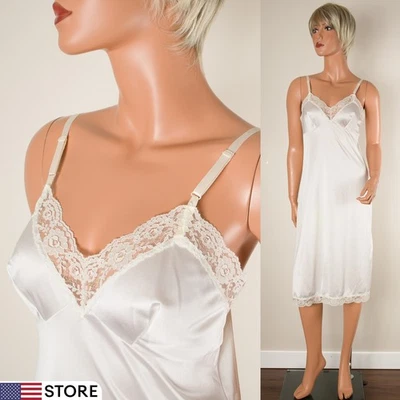 💖 Vintage Women's Full Slip Dress Ivory Silky Nylon Lace Trim Adjustable 34/26" - Image 1 of 4