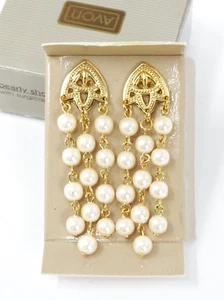 Vintage Avon Pearly Shower Pierced Earrings - Picture 1 of 5