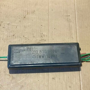 Bomba de vacío bloqueo central Mercedes-Benz W210 sedán 2108000078 ETON - Imagen 1 de 4