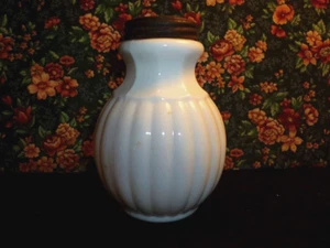 Antique EAPG Atterbury #6 Salt Shaker, Opaque White Ribbed - Picture 1 of 4