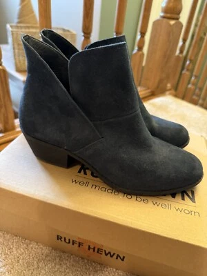 Ruff tallado, gamuza azul marino, cuero, tacón, botines, diestro-Easton, talla 8M, cómodo Foto 1 de 4