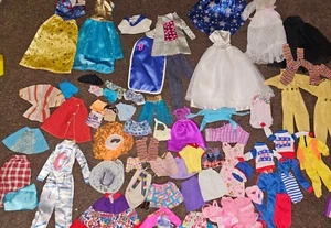 Barbie/fashion doll clothes lot - Picture 1 of 14