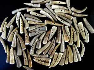 ANTLER BUTTONS,2 1/4",TOGGLES,TINES,6 PIECE PACKAGES,BROWN & DARK COLORS,214-B - Picture 1 of 6