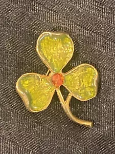 VTG Shamrock Brooch pin green and gold tone st Patricks Day - Picture 1 of 3