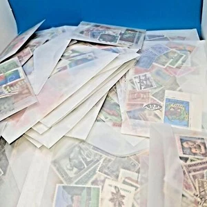1000 Stamps in Glassine Envelopes  My Personal Collection  Lot - Picture 1 of 5