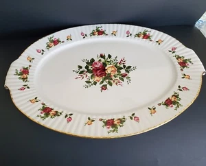 Royal Albert Old Country Rose Plater Handles Gold Trim - Picture 1 of 7