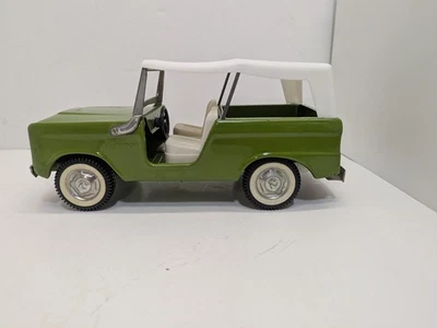 Nylint Ford Bronco.  Rare Green Variation with Top!  1968-1971 Early Bronco - Image 1 of 4