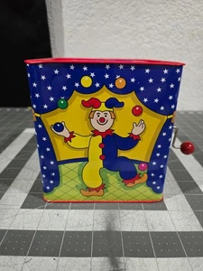 Jack in the Box Metall Spieluhr SCHYLLING Aufziehspielzeug funktioniert! - Bild 1 von 15