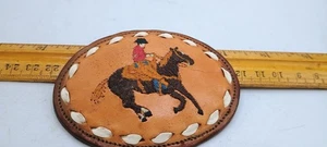 Vintage Sammlerstück NOCONA Leder Gürtelschnalle mit Pferd & Reiter gebraucht - Bild 1 von 8