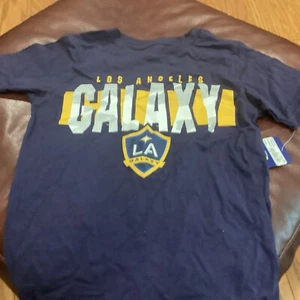 MLS LA Los Angeles Galaxy Soccer Shirt Boys Size XL 16-18 Navy NWT T 909 - Picture 1 of 2