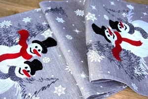 Tischläufer Weihnachten Winter Schneemann 40x85cm 40x140cm Grau-Weiß-Rot 4271 - Bild 1 von 13