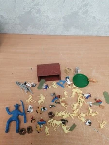 Soldiers, Animals, Cowboy Plastic Figures - 50pc - Unit Only - Picture 1 of 6