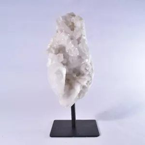 Gran racimo de cristal de cuarzo muestra de forma libre en soporte de metal, cristal de curación - Imagen 1 de 12