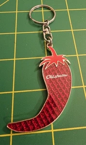 Vintage Oklahoma Red Chilli Pepper Metal Souvenir Keychain, B2b3 - Picture 1 of 2