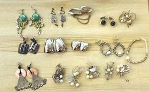 LOT OF 16 Silver Tone Vintage Earrings, Brooches, Bracelet - Picture 1 of 7