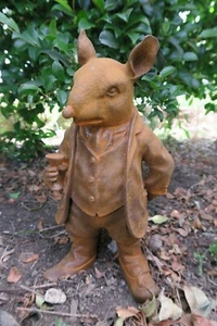 Ratty Rat Wind In The Willows Rat Rusty Cast Iron Garden Statue Small - Picture 1 of 9
