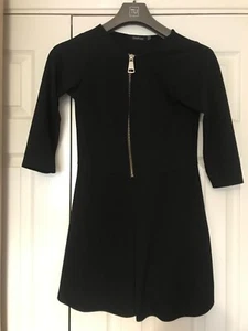 BooHoo Size 12 Black Short Dress with a short Chunky Zip up Front - Picture 1 of 1