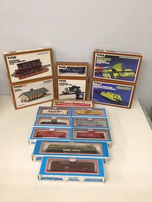 Model Train Lot (Model Power And Tyco) - Image 1 of 4
