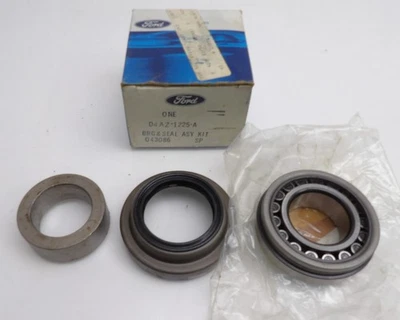 Ford LTD II 1974-1979 Torino Thunderbird F100 Montego NOS KIT DE COJINETE DE RUEDA TRASERA Foto 1 de 3