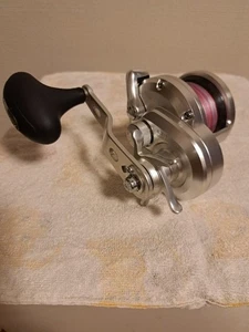 Shimano 11 Ocea Jigger 2000 NRPG Jigging Reel From Japan - Picture 1 of 7