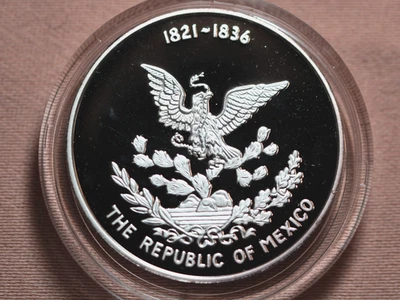 Ronda de plata Johnson Matthey Texas 1921-1836 La República de México 1 oz .999 Foto 1 de 4