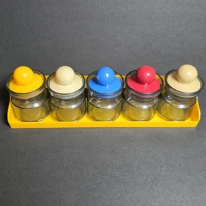 5 Vintage Plastic Storage Containers Jars With Lids Wall Rack Storage Hong Kong - Picture 1 of 10