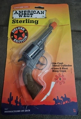 Nuevo en Paquete Tootsietoy American West Sterling Diecast Cap Gun Nº 7601 1996 Italia Nuevo De Colección Foto 1 de 4