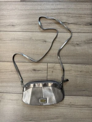 Relic Clutch With Crossbody Strap Purse Women’s Bag Small Event - Image 1 of 3