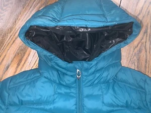 SPYDER teal puff hooded coat/excellent condition/kids 8/10 - Picture 1 of 11
