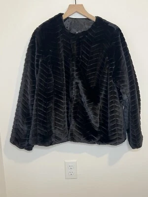 Chaqueta Jou Jou Negra Imitación Piel Talla 1X Cierre Gancho Mobwife Súper Suave Foto 1 de 4